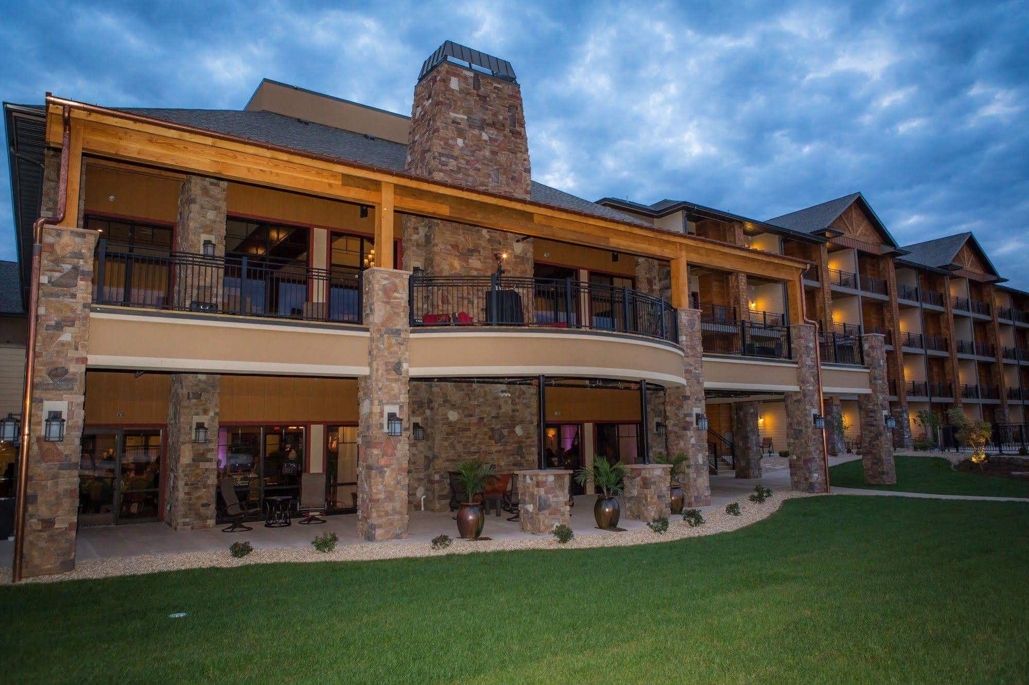 The Lodge At Old Kinderhook Camdenton Bagian luar foto