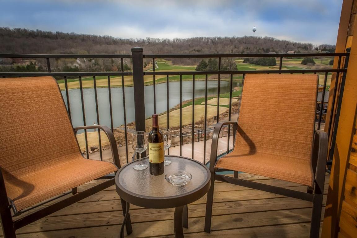 The Lodge At Old Kinderhook Camdenton Bagian luar foto