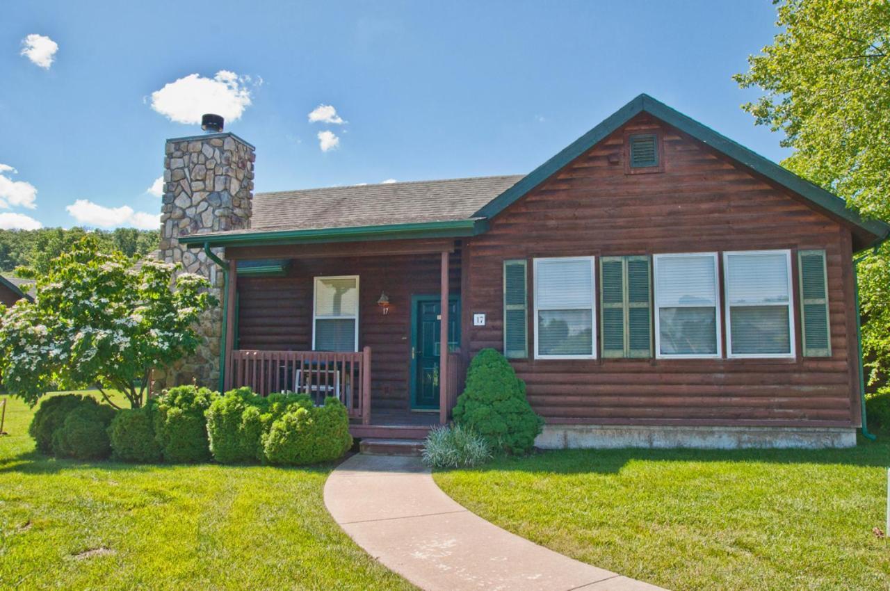 The Lodge At Old Kinderhook Camdenton Bagian luar foto