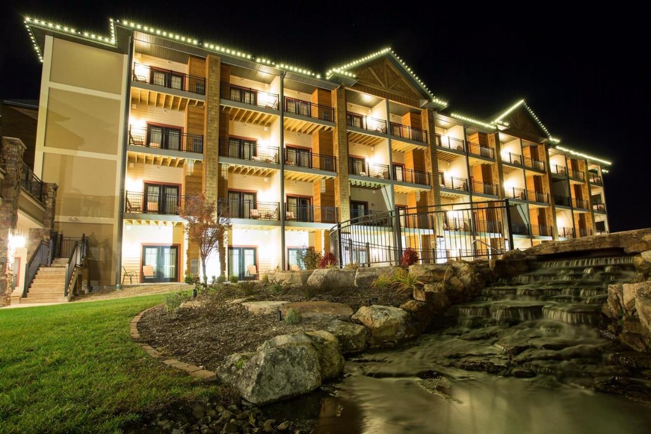 The Lodge At Old Kinderhook Camdenton Bagian luar foto
