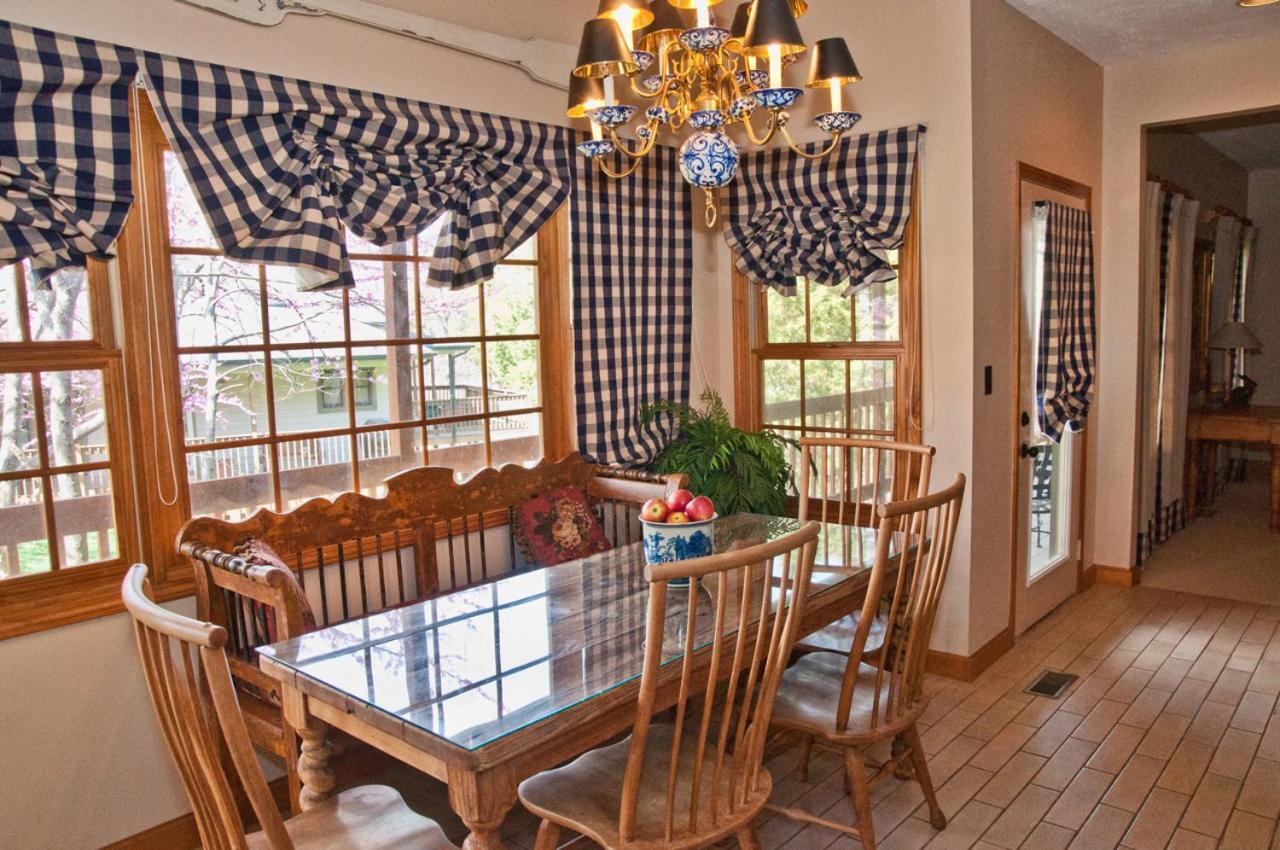 The Lodge At Old Kinderhook Camdenton Bagian luar foto