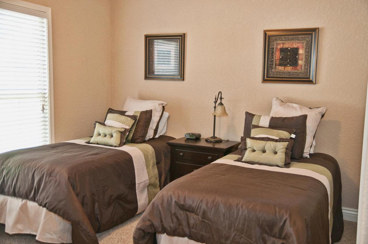 The Lodge At Old Kinderhook Camdenton Bagian luar foto